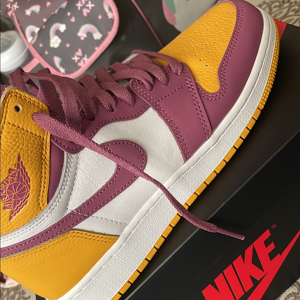 Air Jordan 1